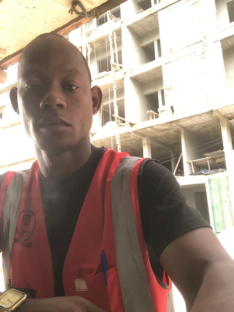 BAT PLUS — prestataire Électricité à Yopougon